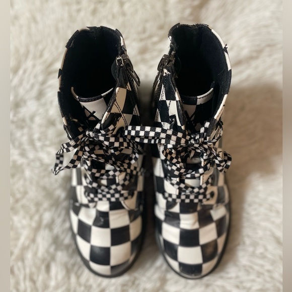YRU Slayer Checkered Goth Emo Punk Scene Y2K Platform Combat Boots Black White 8 - Picture 4 of 11